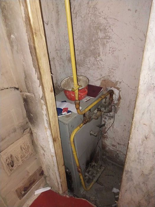 Окремий будинок у районі м'ясокомбінату. Цікава пропозиція під бізнес.