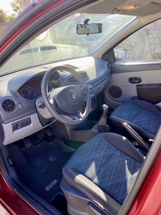 Renault Clio 2006 - OTIMO ESTADO - CarPlay
