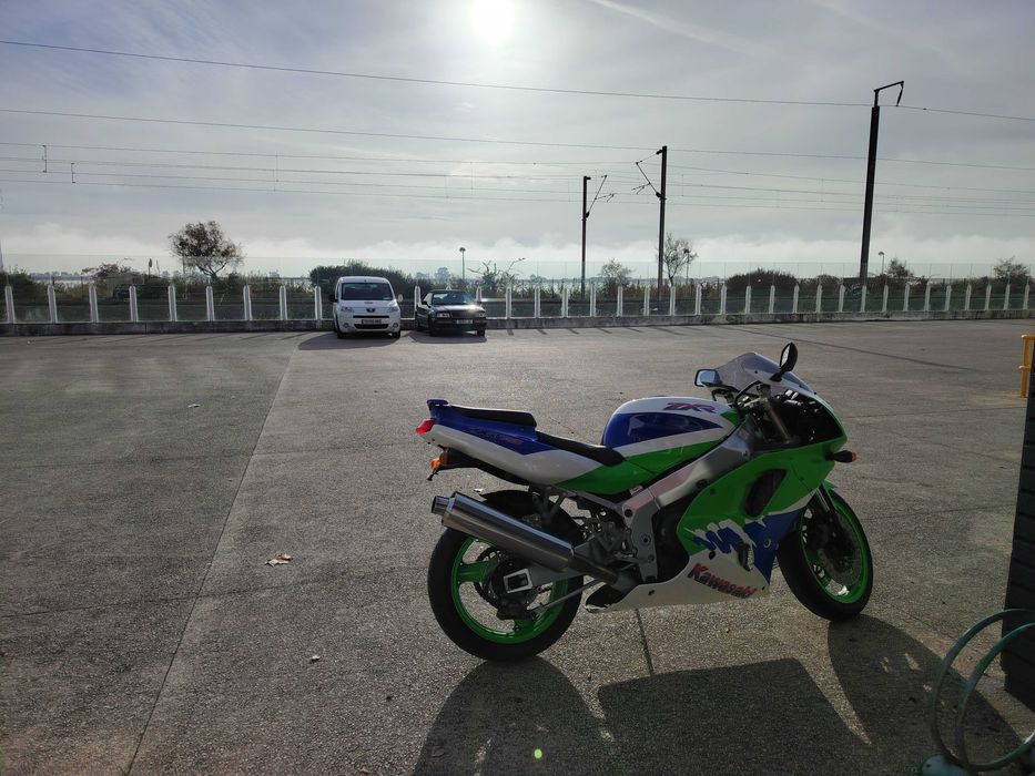Kawasaki zxr 750