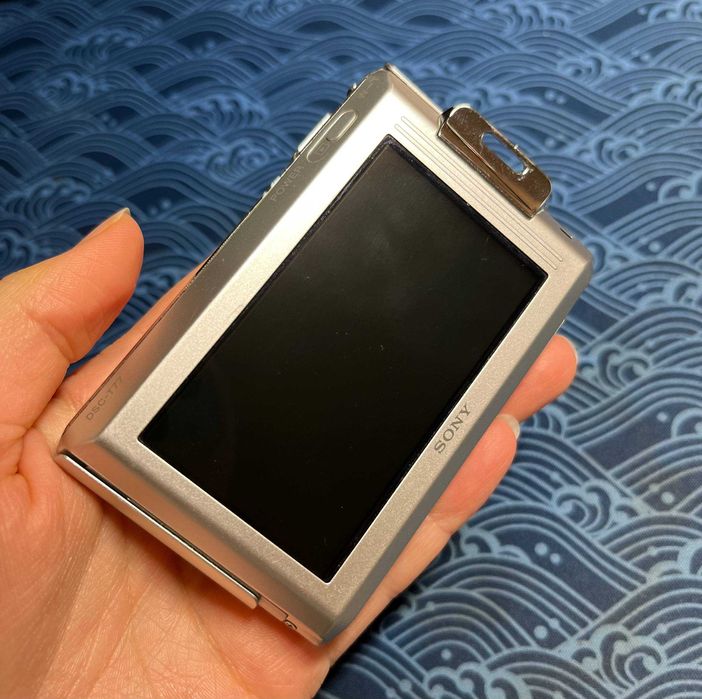 Цифрова камера Sony Cyber-shot DSC-T77 (повний комплект)