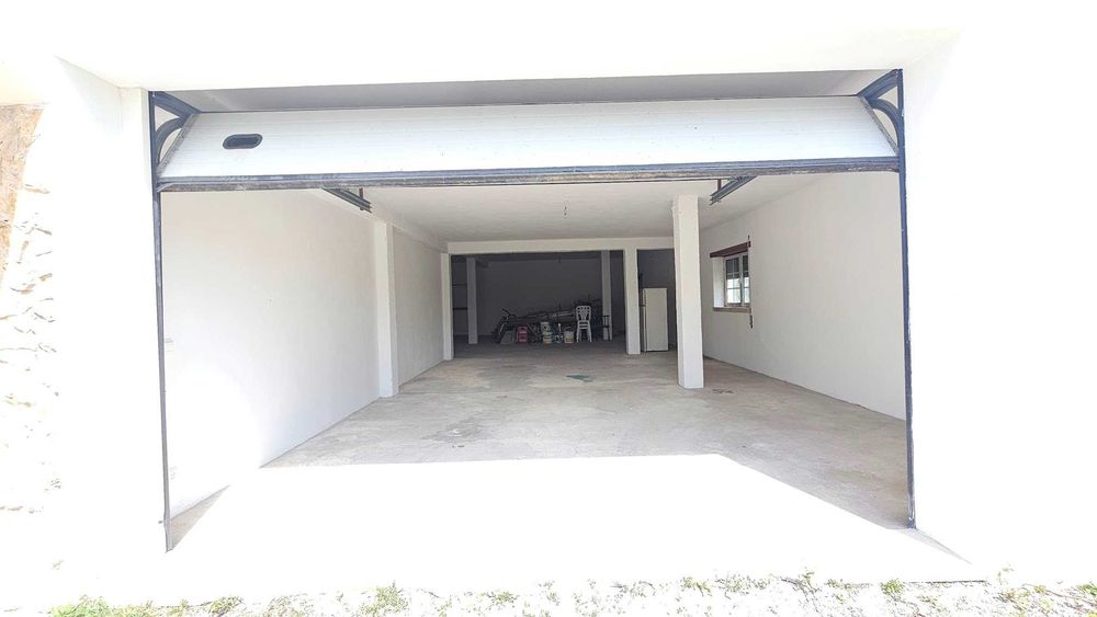 Moradia em Ansião 376m2 Área Construção e 1510 m2 Terreno