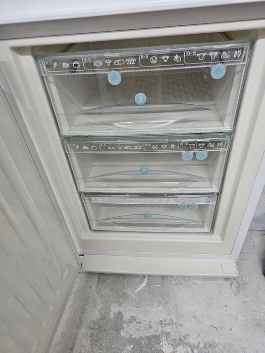 Frigorífico combinado Miele kd 6453 s-1