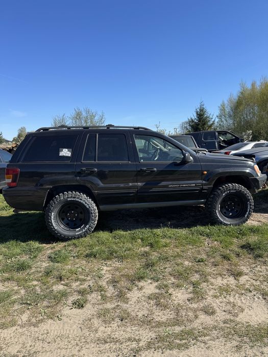 Grand Cherokee masz taki ..