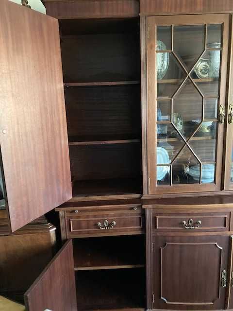 Móvel de sala em  mogno maciço