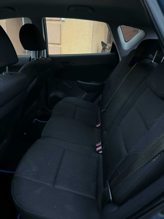 Hyundai i30 1.4 Benzyna 2009r – Sprawny, klimatyzacja, zadbany