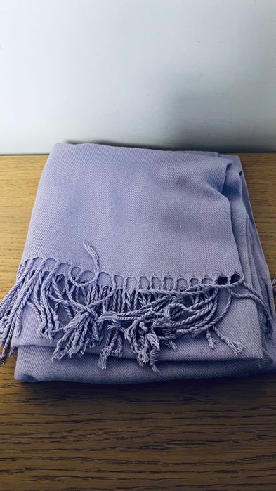 Szal miękki etola  chusta z wiskozy lila fiolet 83 x 186 cm Lafayette