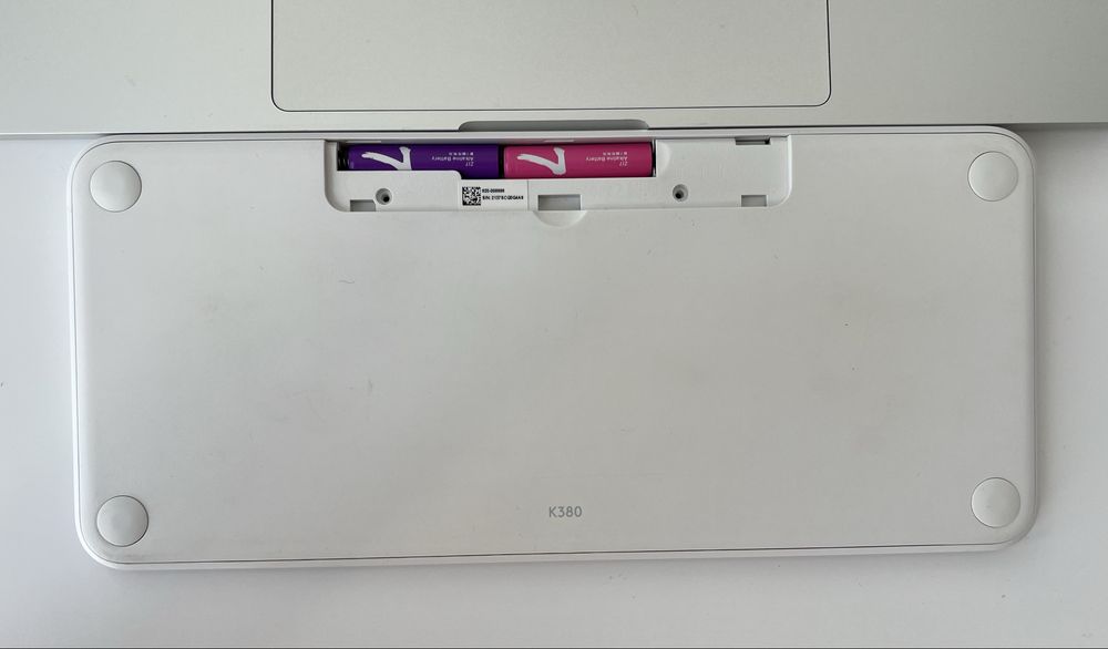 Клавіатура LOGITECH K380