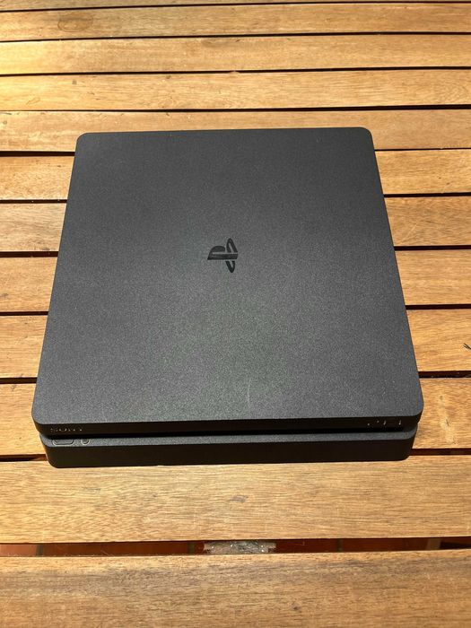 PlayStation 4 + Comando Dualshock preto