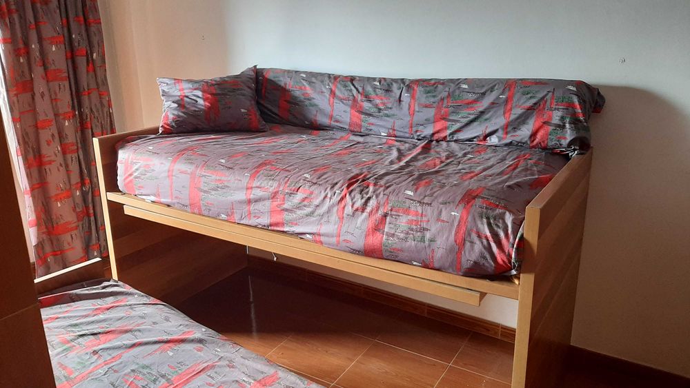 Cama Beliche com rodas