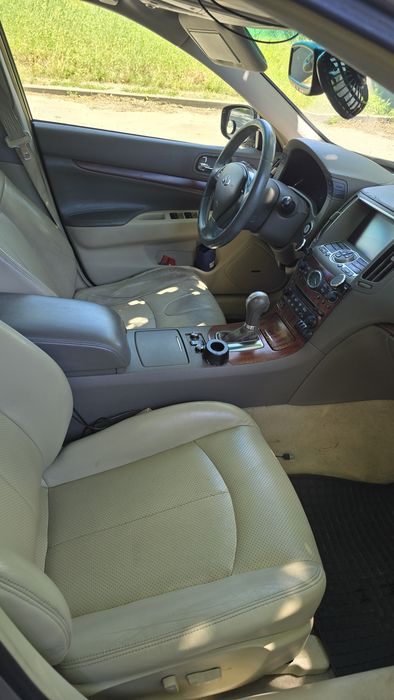 Infiniti G37x 2009 LPG