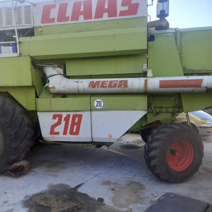 Claas dominator mega 218
