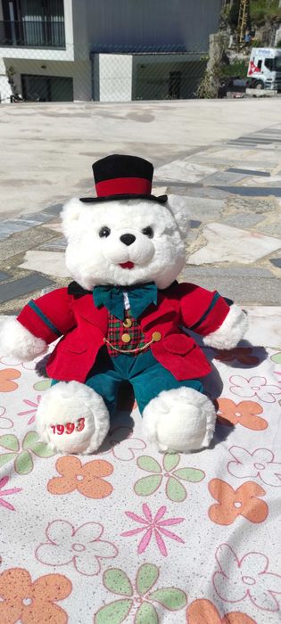 urso de peluche elegante 1993
