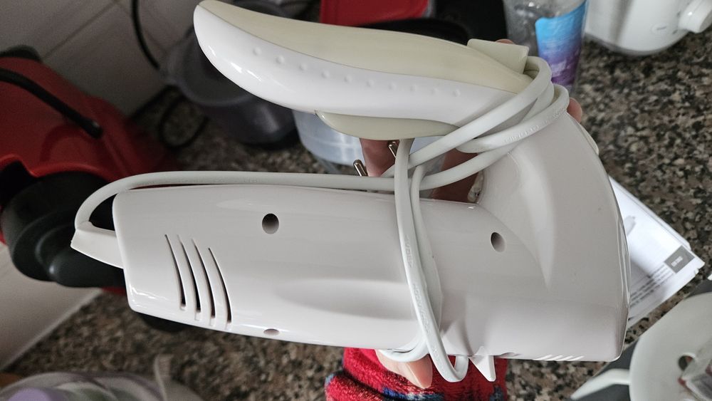 Faca eléctrica Clatronic