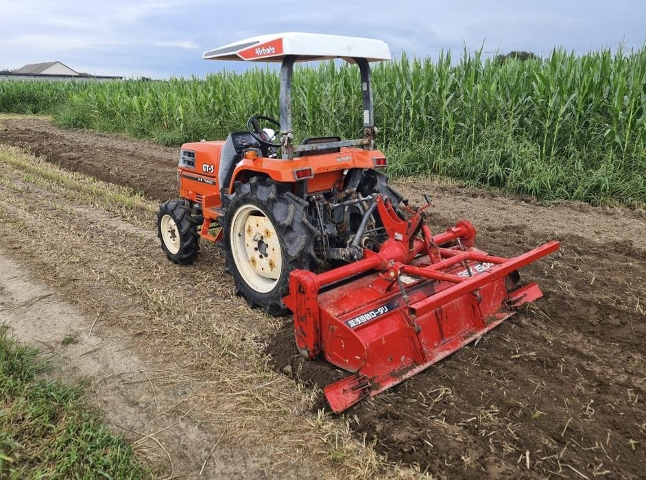 Traktorek mini Sadowniczy*komunalny Kubota GT5 4x4