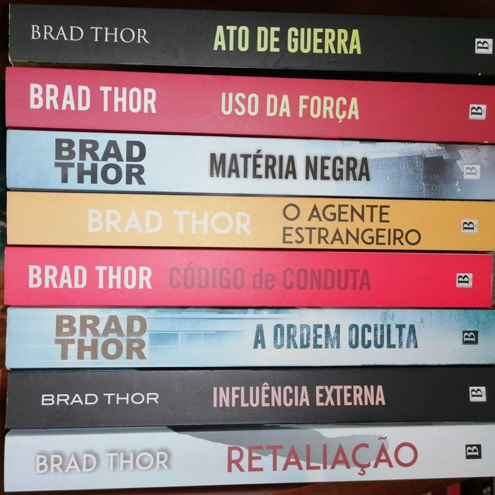 Vários Livros de Brad Thor, como novos e sem danos