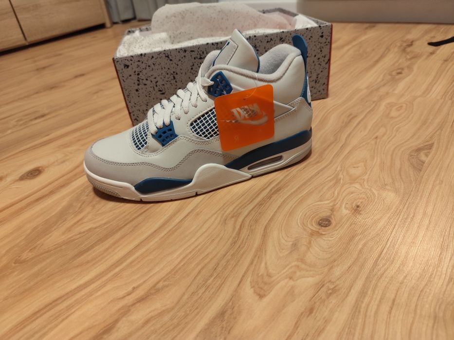 Jordan 4 military blue