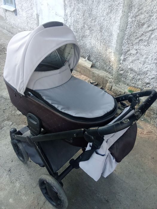 Продам коляски бу
