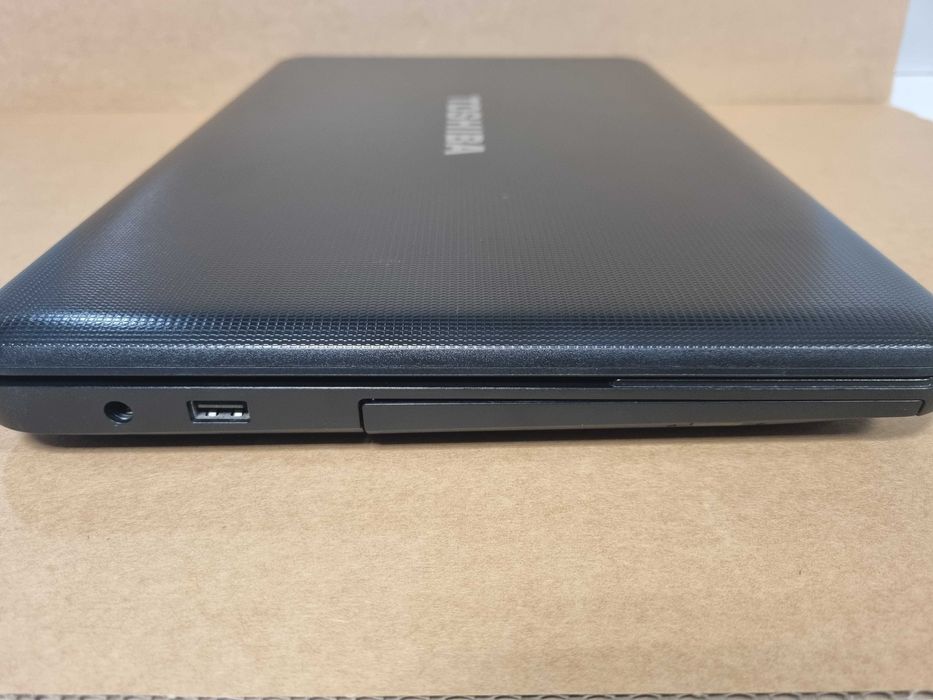 Portátil Intel Celeron / 500GB SSD / 4GB64739424843905124