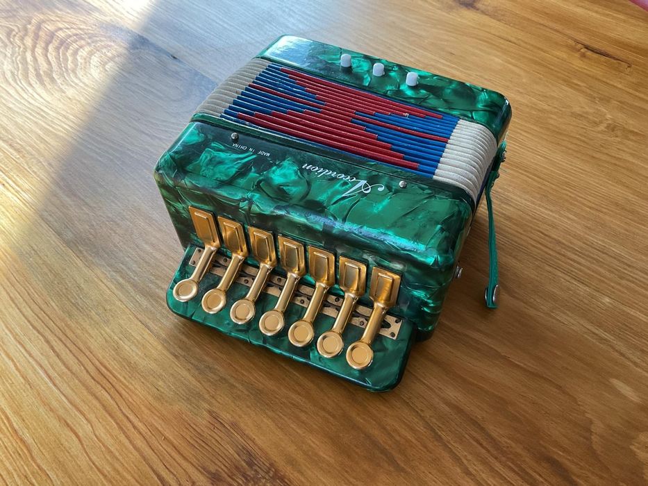 Mini acordion portátil