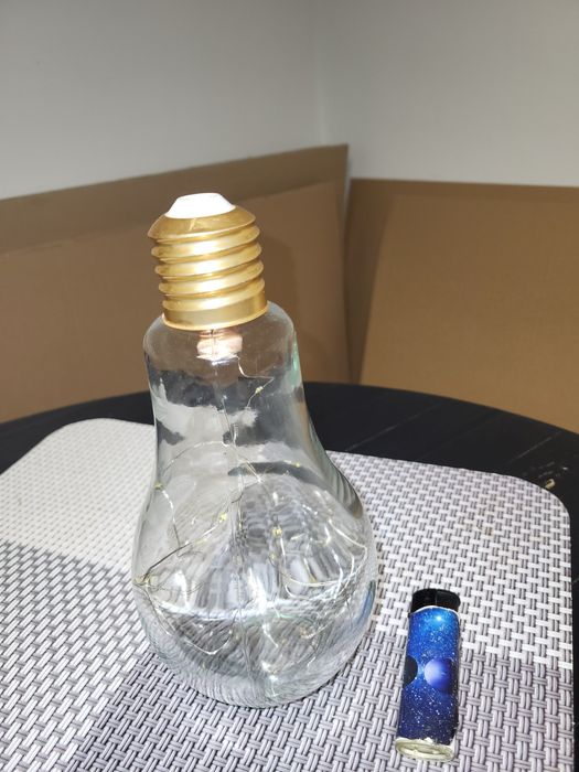 Lampka żarówka dekoracyjna LED