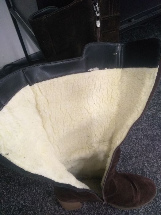 Зимнее замшевые сапоги