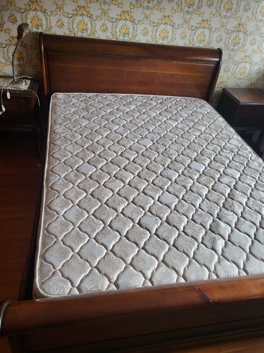 Cama em cerejeira maciça Luis Filipe