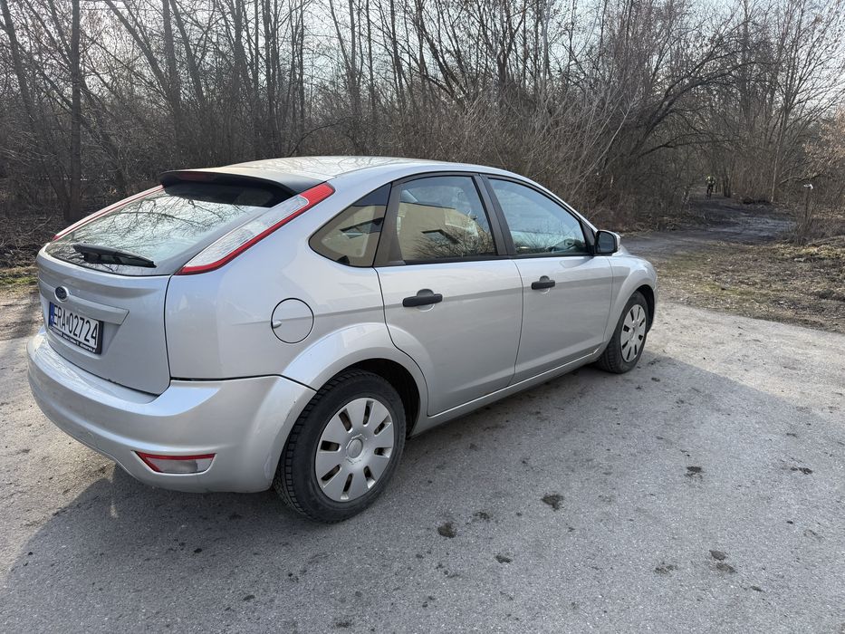 Ford focus mk2 polift 1.6 benzyna