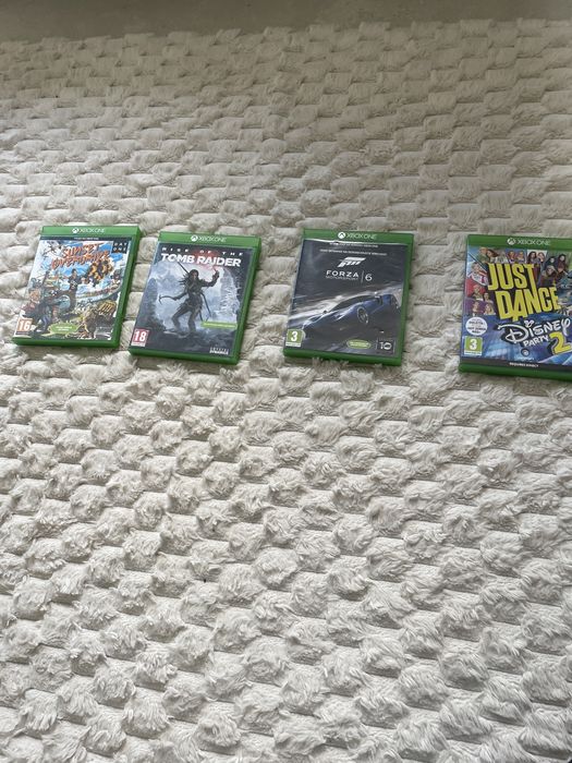 Xbox one pad 4 gry cinect do negocjacji !