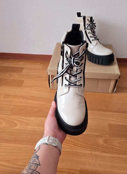 Buty damskie Steve Madden Incredible