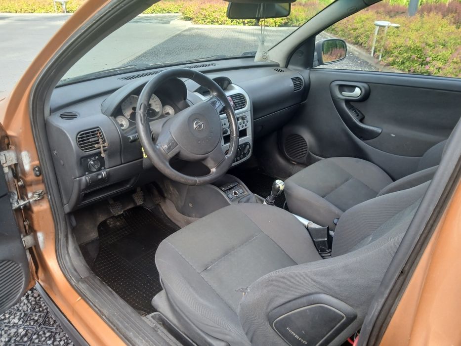 Sprzedam Opla Corse 1.2 Benzyna  2004r