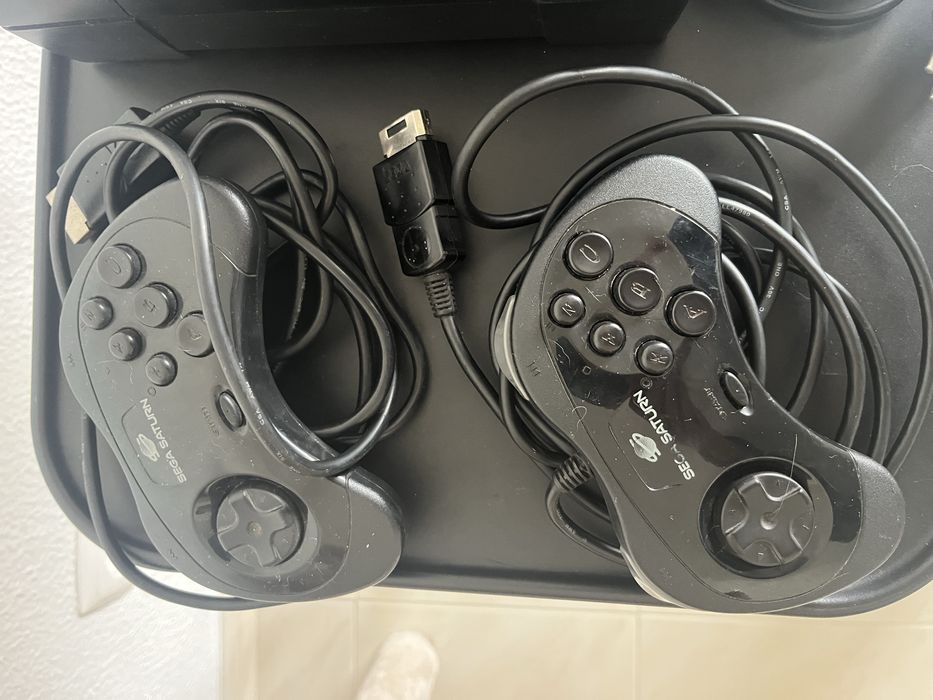 Sega Saturn (2 Comandos)