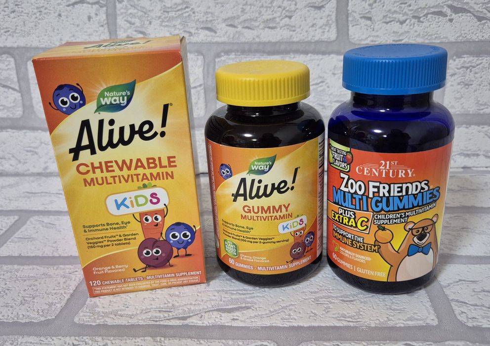 Омега3, вітамін C, D3, цинк, кальцій, магній, мультивітаміни для дітей