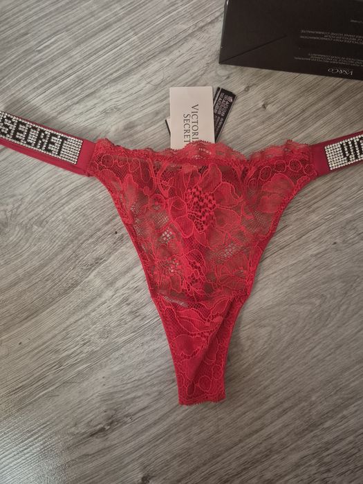 Stringi Victoria Secret