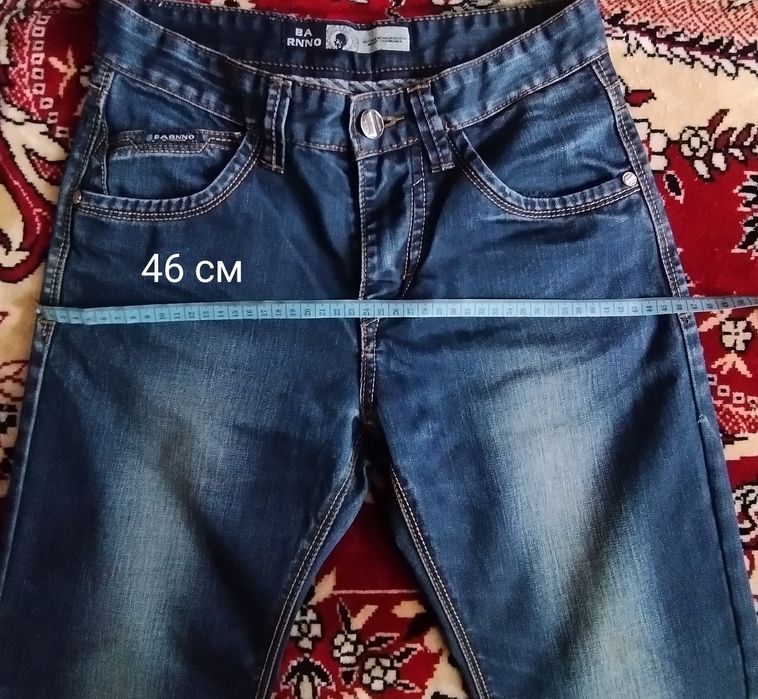 Продам джинсы на мальчика