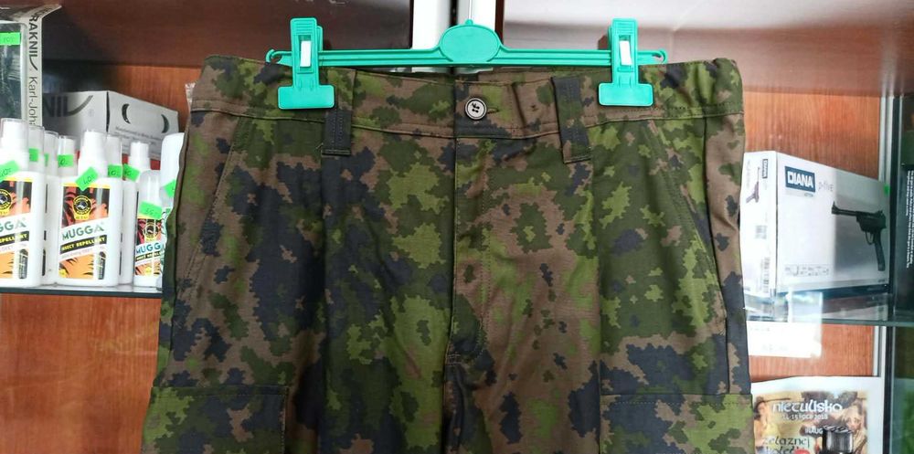 Spodnie Wojskowe Armia Finlandia M05 camo r. 848 (M~L) pas 88-94 jak nowe