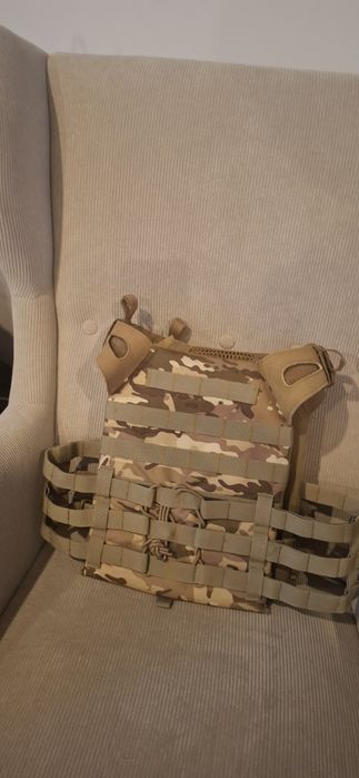 Jump plate carrier multicam