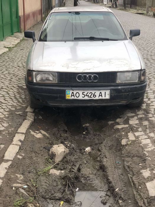 Двері багажник та ін зап ауді 80б3