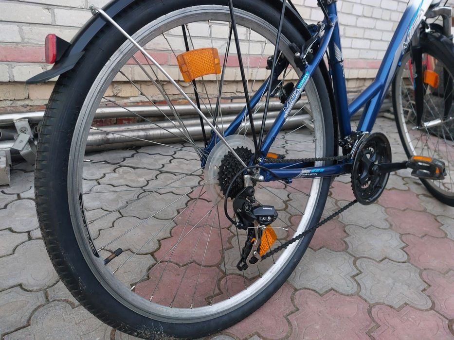 Велосипед Дорослий 28 радіус колеса. 21 передача.