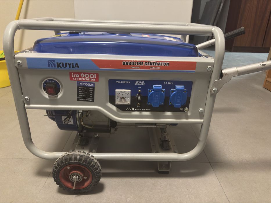 Генератор бензиновий 1-фазний Kuyia TM2500MX 2 .5kW 240V бак 15 л пуск ручний
