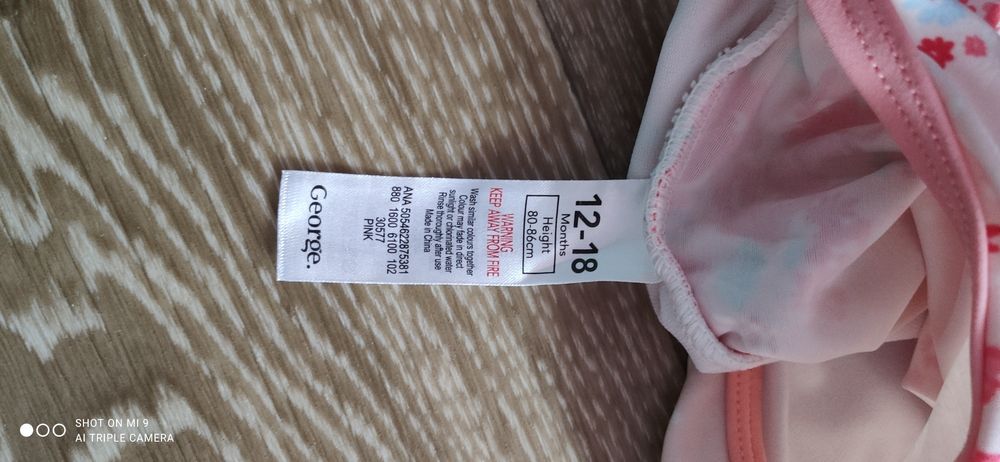 Продам фірмові купальники