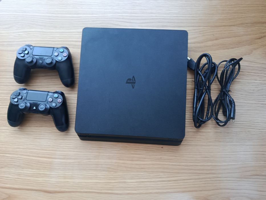 Sprzedam PlayStation 4 Slim 1TB