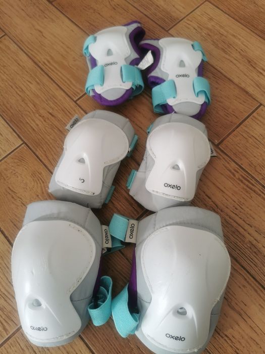 Rolki dziecięce Decathlon Oxelo, kask i komplet ochraniaczy