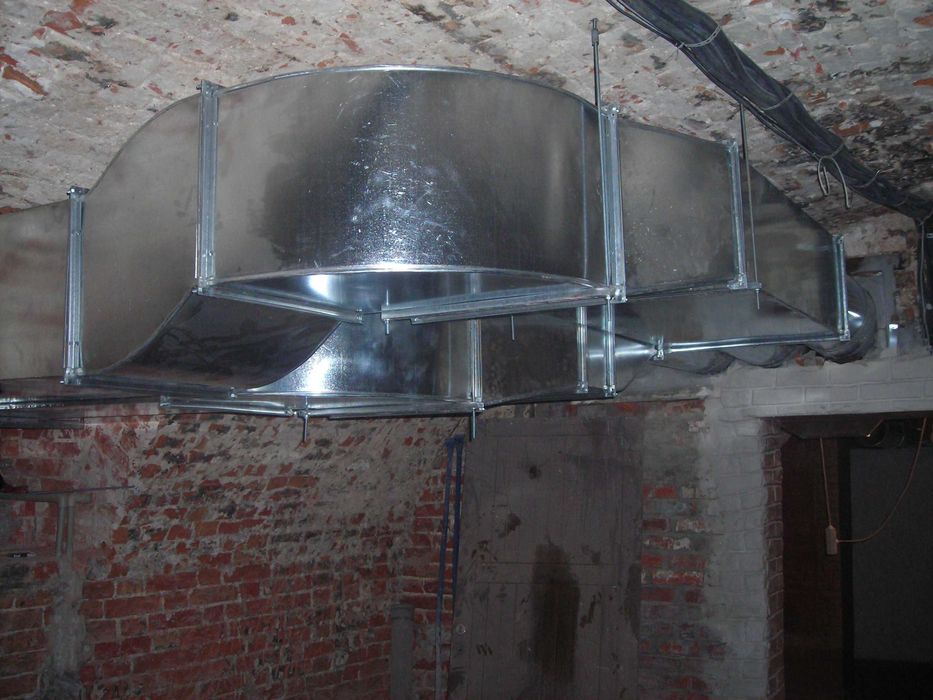 Вентиляція приточна i витяжна. Виготовлення промислових витяжок.