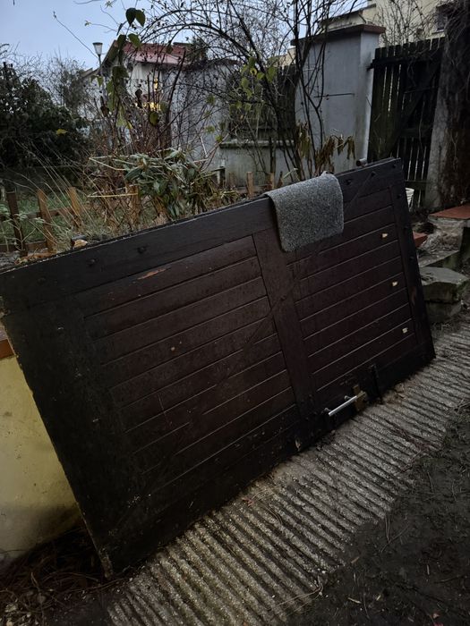 Drzwi garażowe (drewniane)