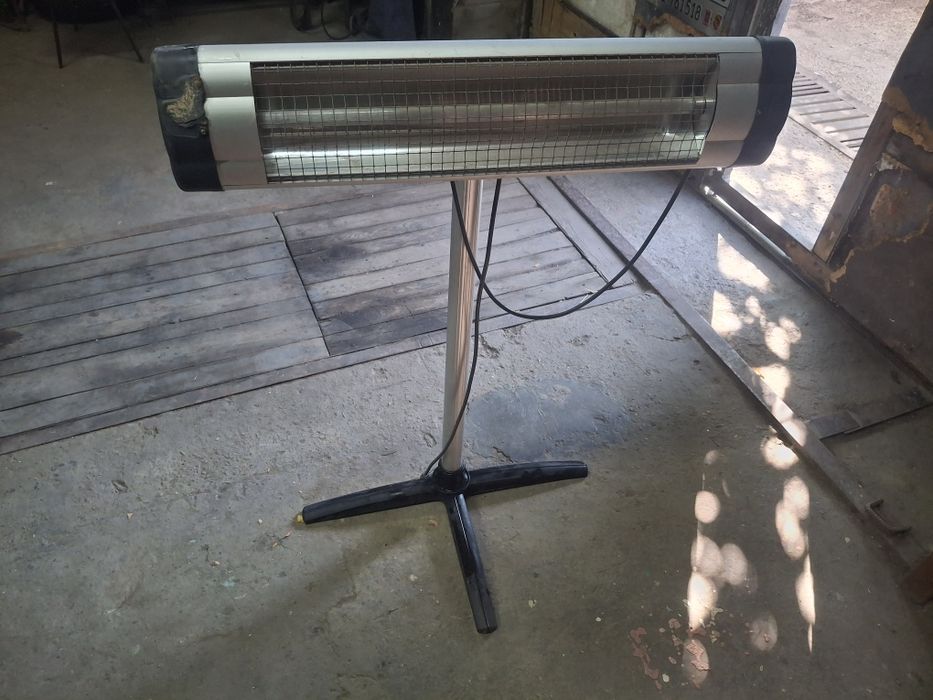 обігрівач UFO 2200w