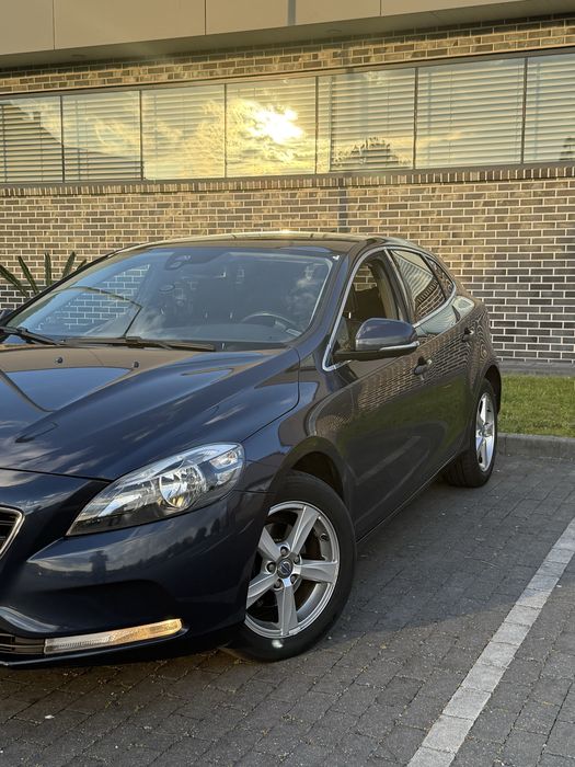Volvo v40 R-Desing 1.6d