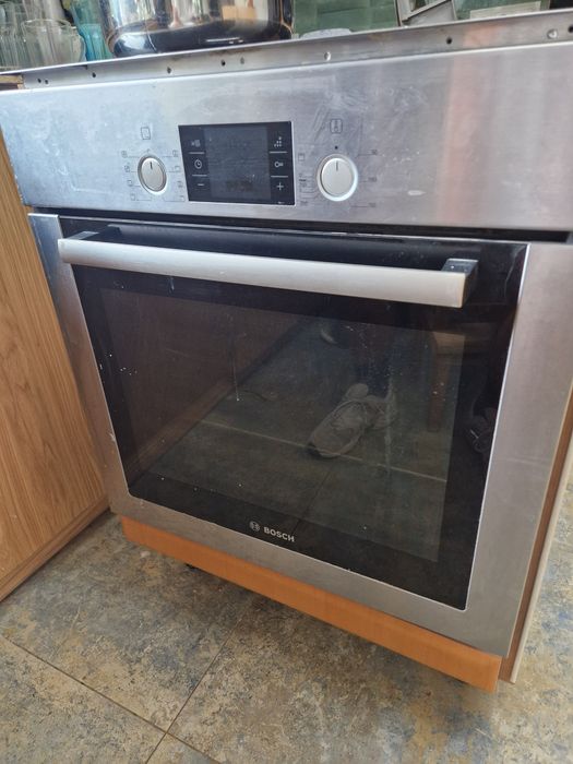 Piekarnik Bosch pod zabudowe termoobieg