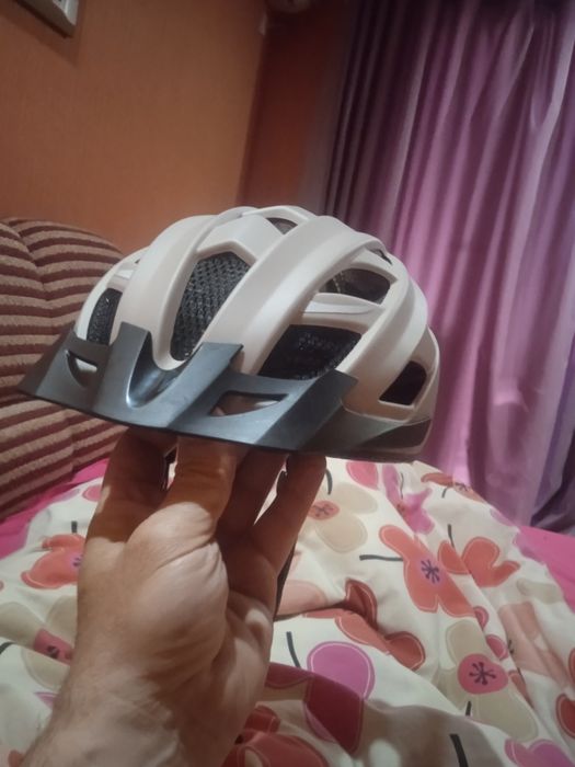 Вело шлем на велосипед