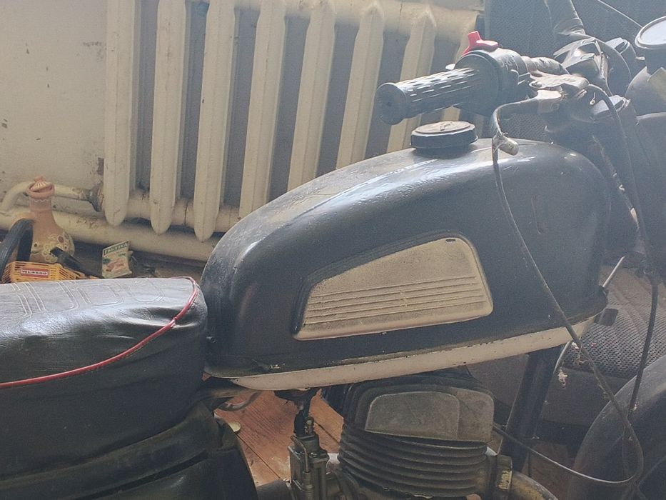Продам мотоцикл восход 2м