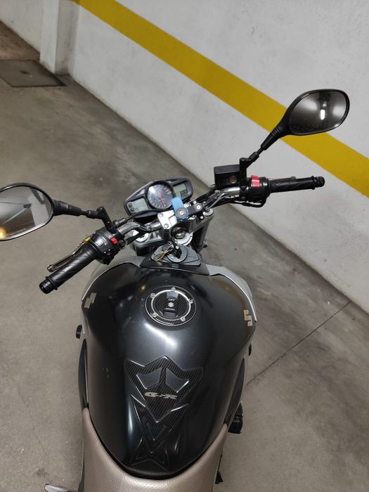 Suzuki GSR 650 Ano 2007